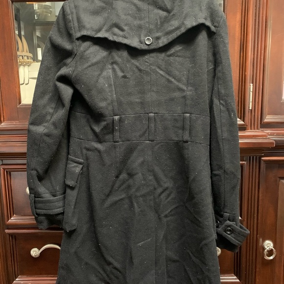 Coach - Picture 2 of 4